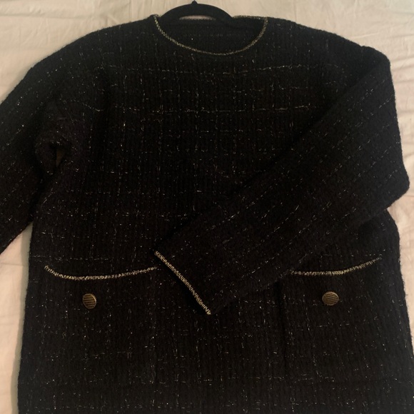 Black and gold Chanel style sweater - Picture 1 of 1